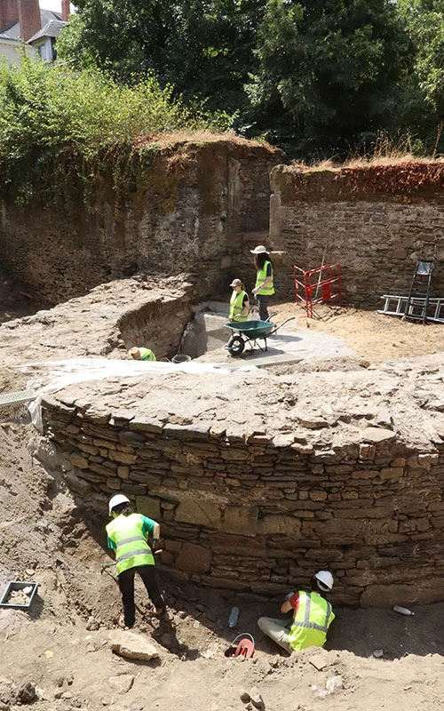 Archéologie : une campagne de fouille estivale Cours Saint-Pierre à la découverte du passé de la ville de Nantes